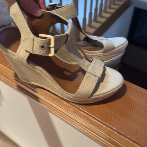 Franco Sarto wedge heels Ambrosia Fabric upper 8M